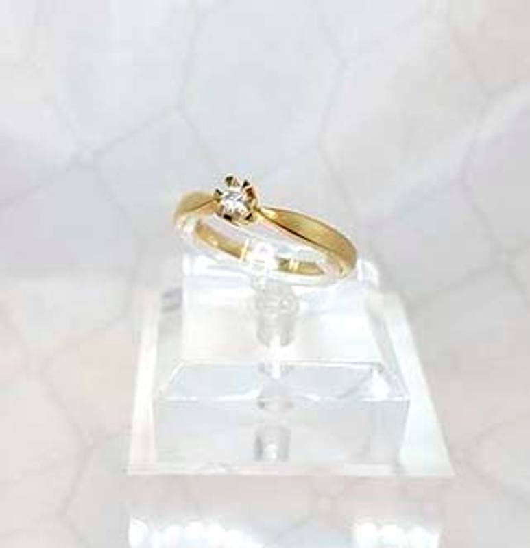 Enstens ring 0,10ct tw/si