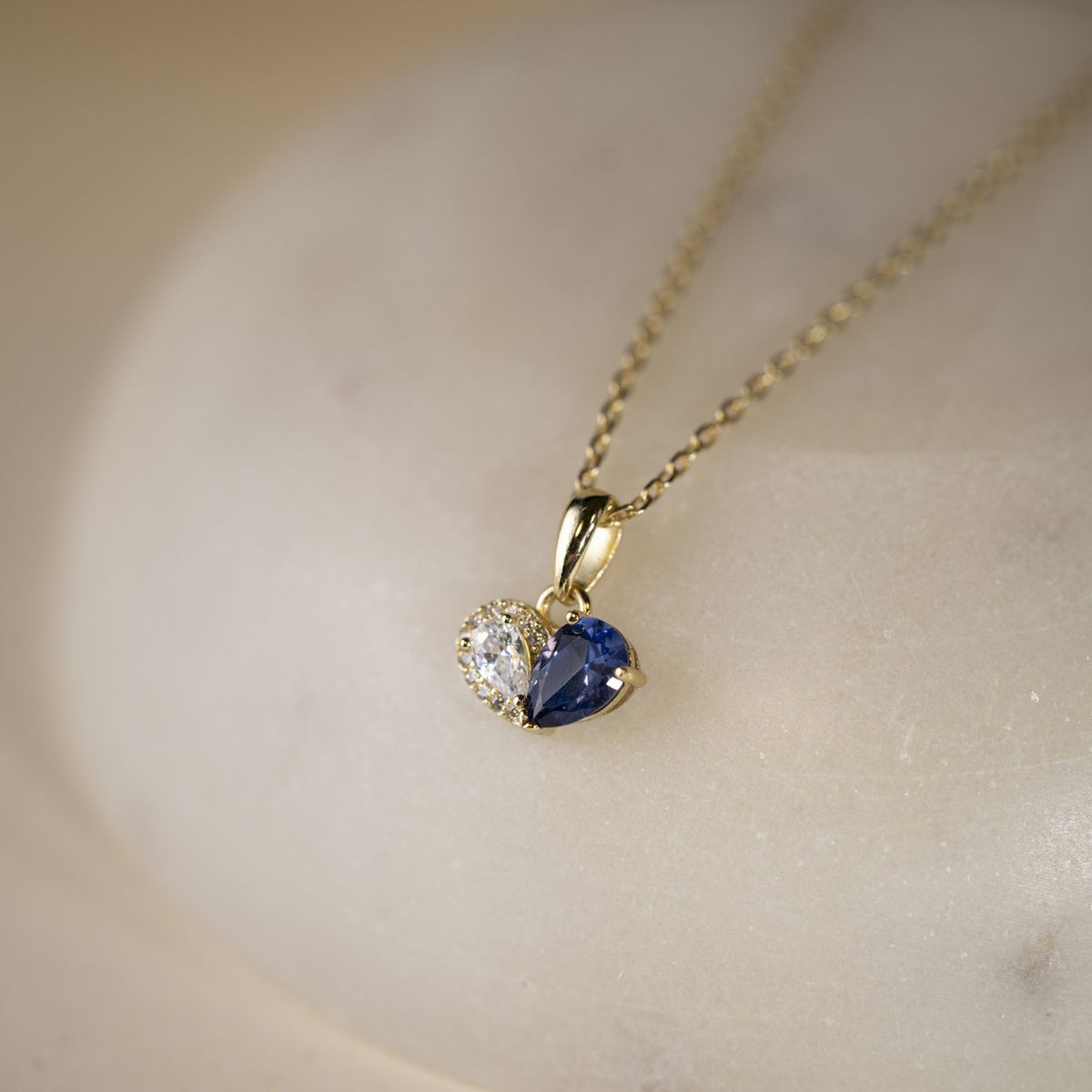 Sammen smykke i sølv med zirkonia