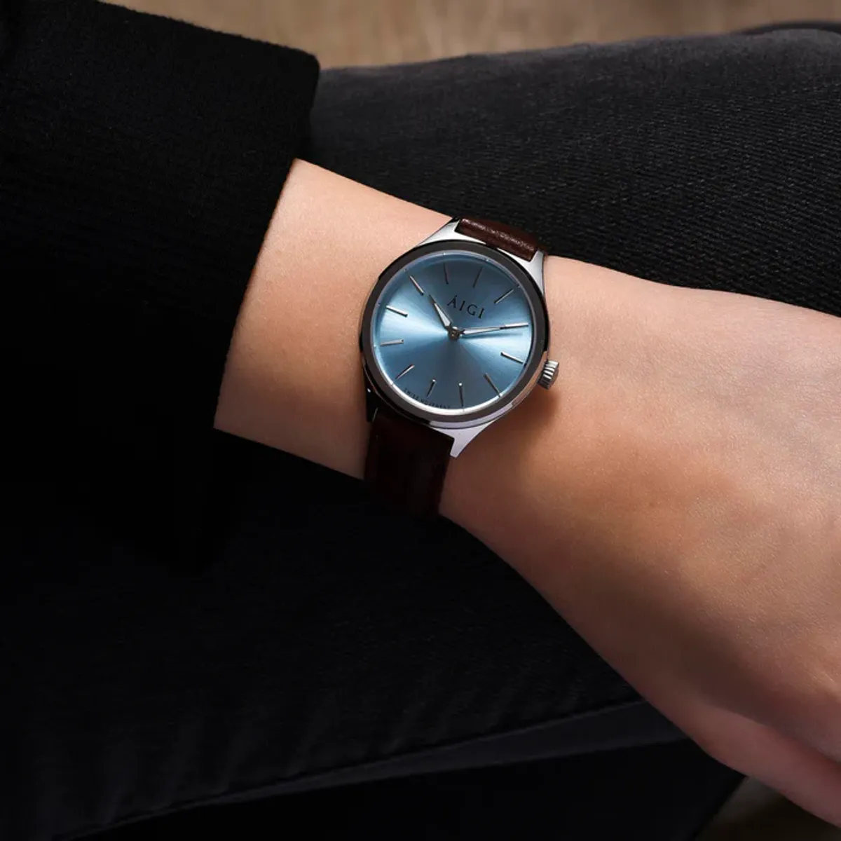 POLARBLÅ 32MM - SKINN