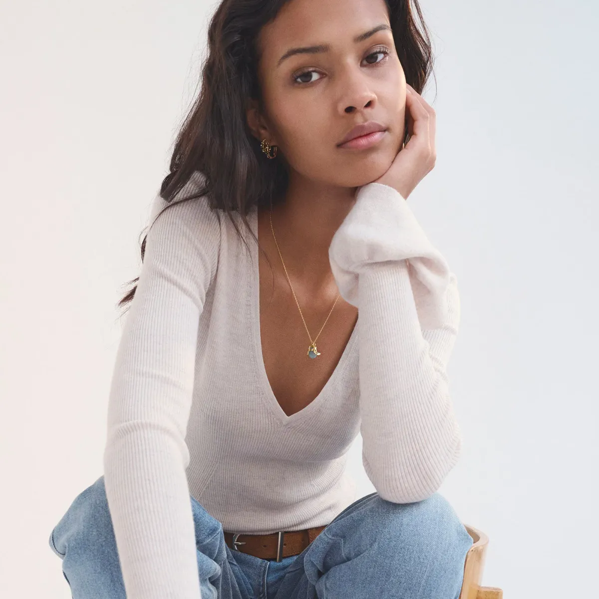 Change Pendant, Maanesten