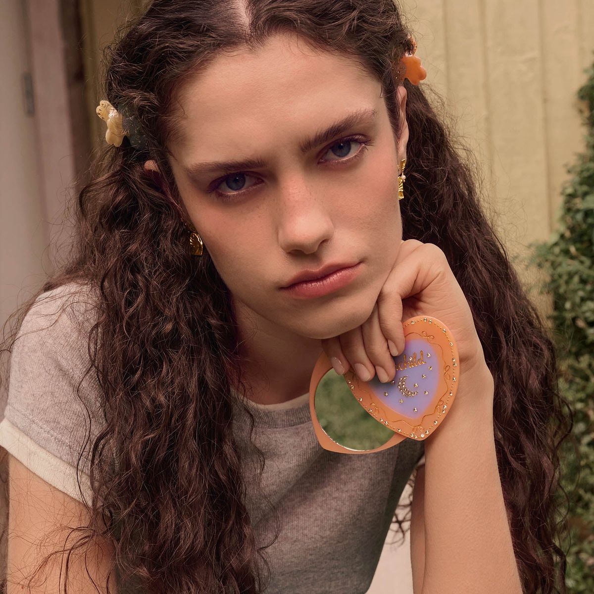 Genie Lommespeil Papaya, Maanesten