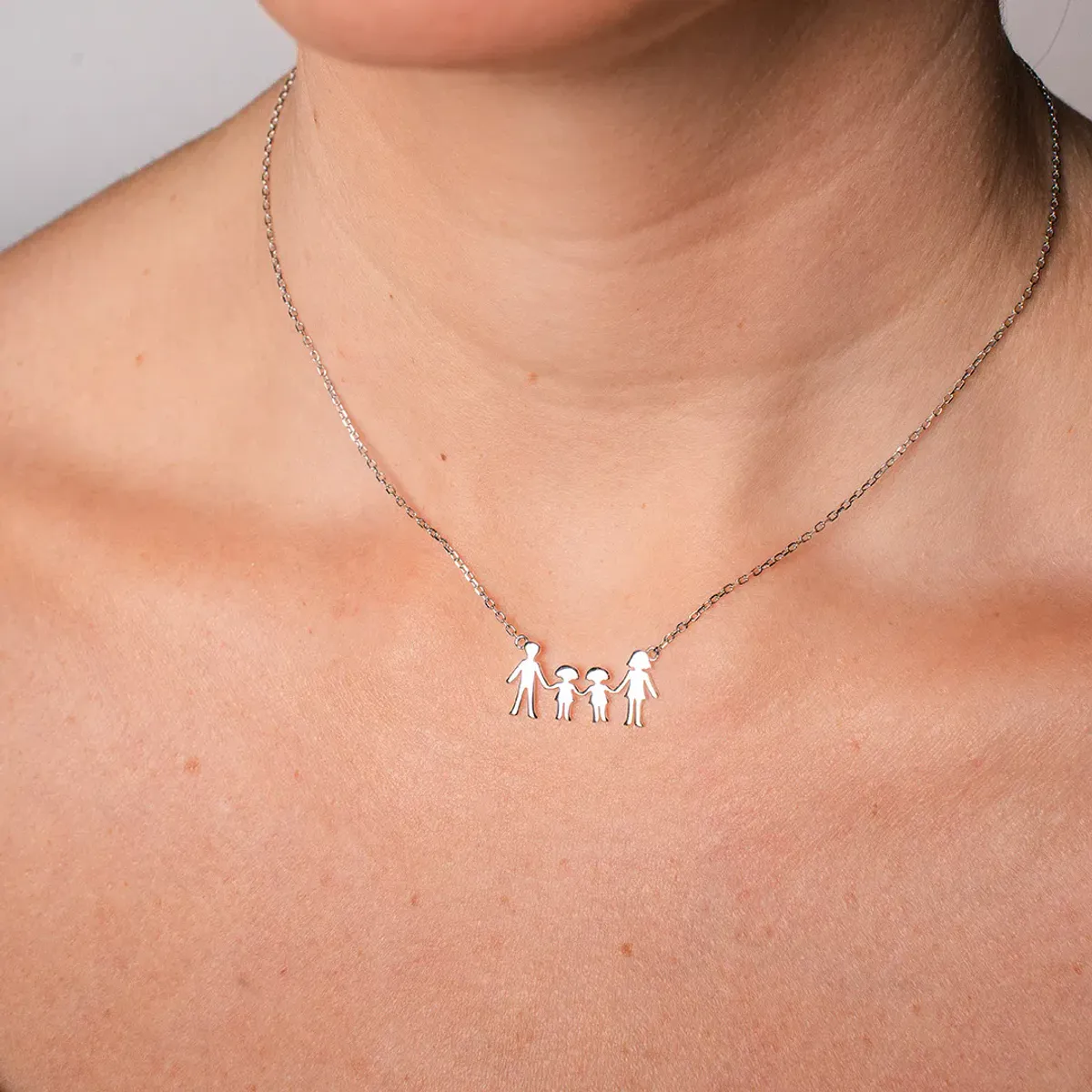 Familie smykke i sølv mor, far og to jenter