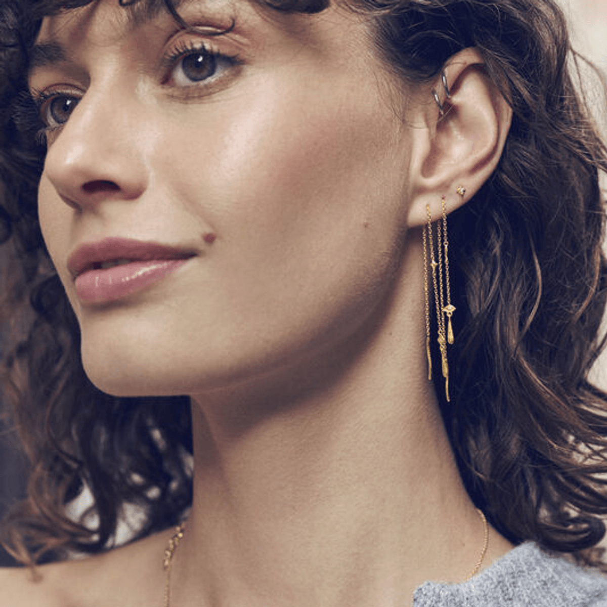 Duet ørepynt, Maanesten